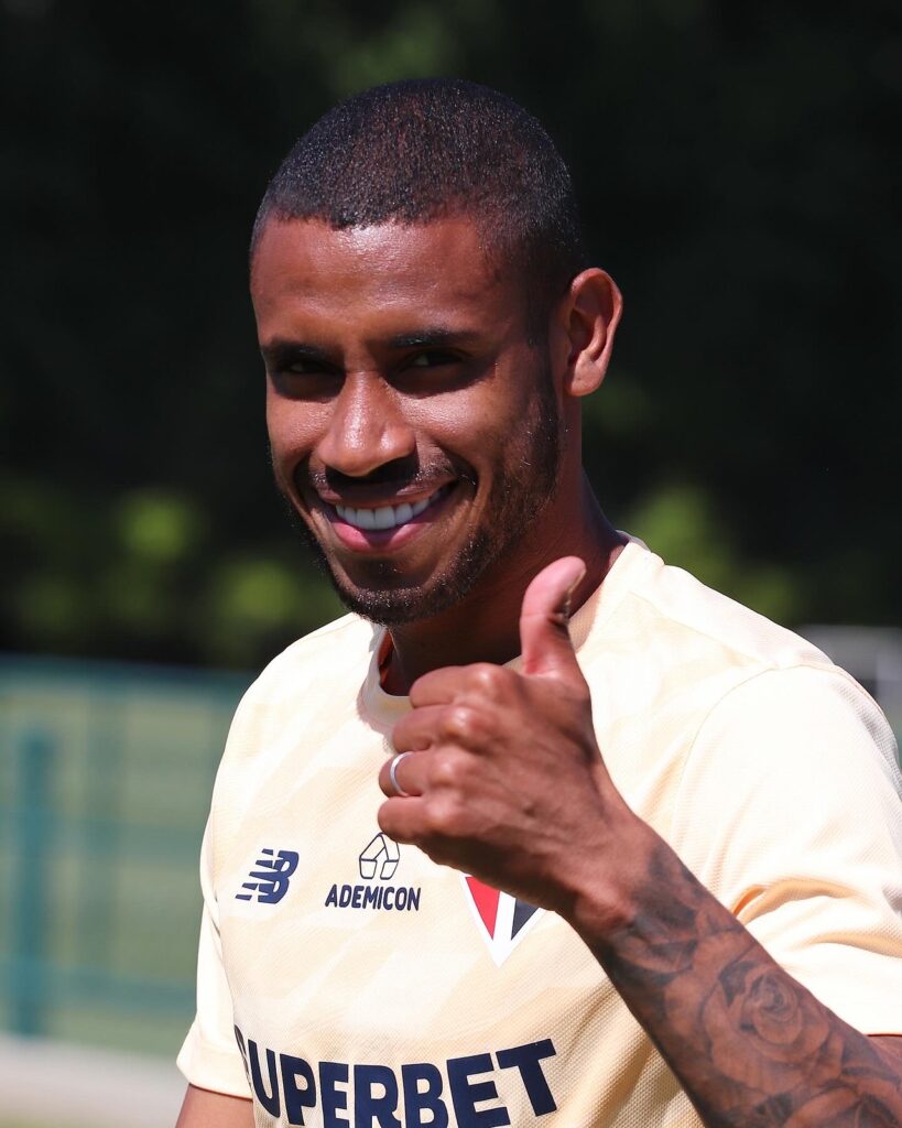 (Foto: Reprodução/São Paulo) 