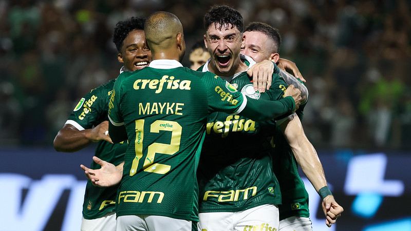 Palmeiras arrasa Ponte Preta com atuação contundente, destaca Piquerez.