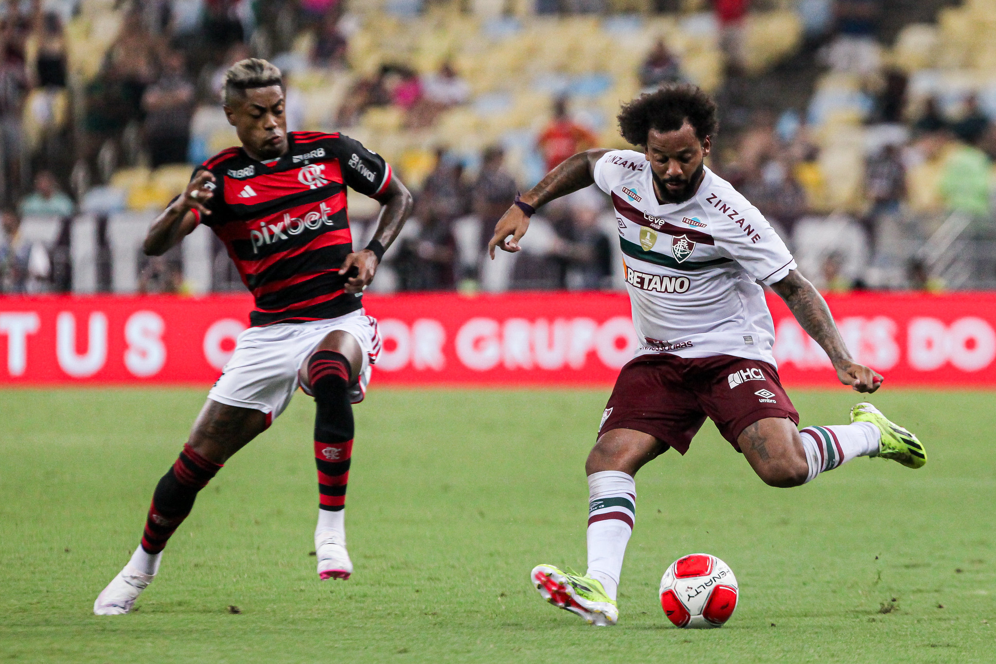 Fluminense x Flamengo: prováveis escalações e transmissão do clássico do Brasileirão