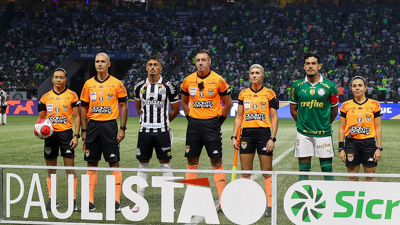 Var analisado em pênalti do Palmeiras na final do Paulista contra Santos: detalhes revelados.