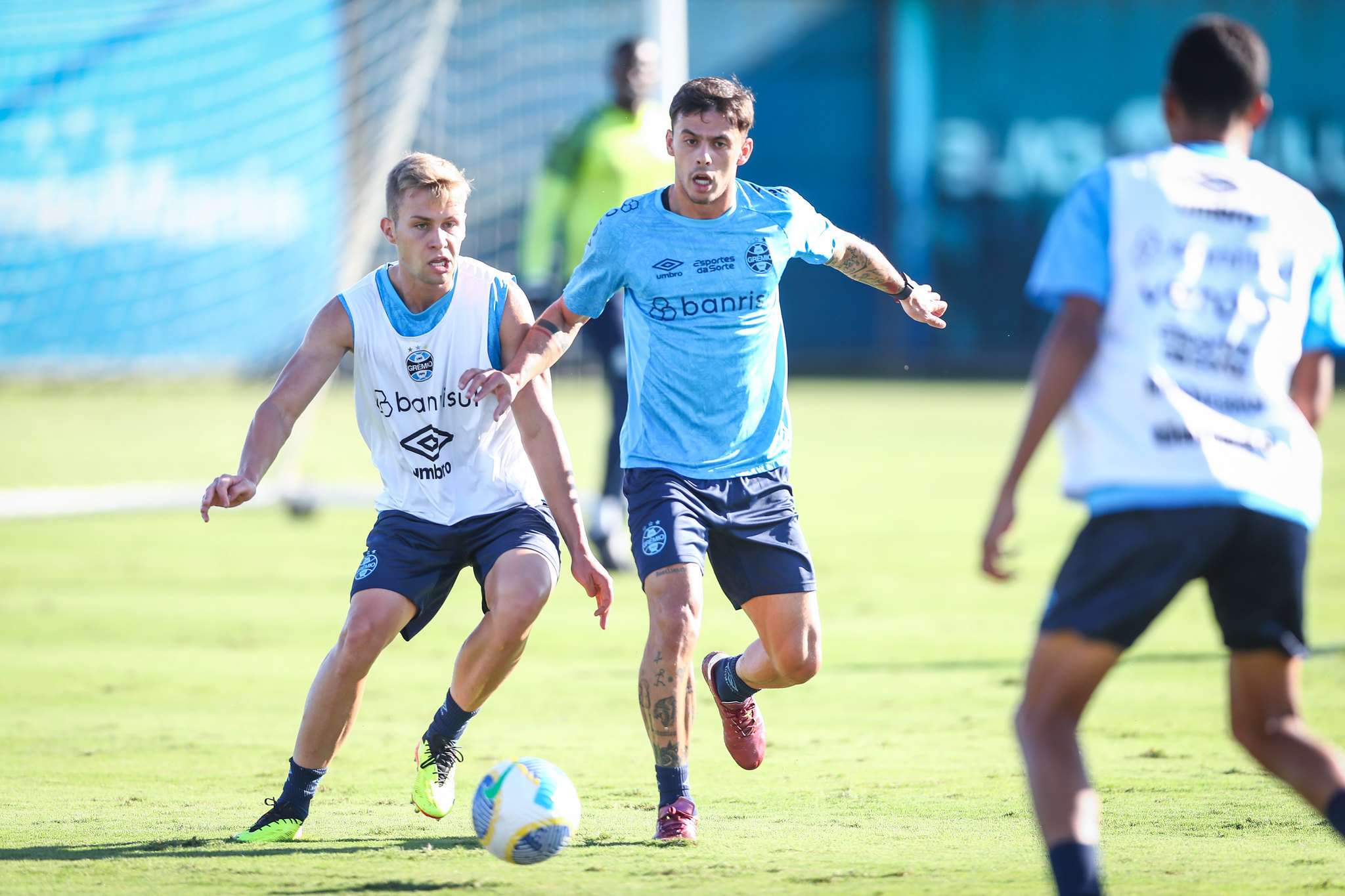 Treino do Grêmio: Imagens do Preparo para Próximo Desafio no Campeonato.