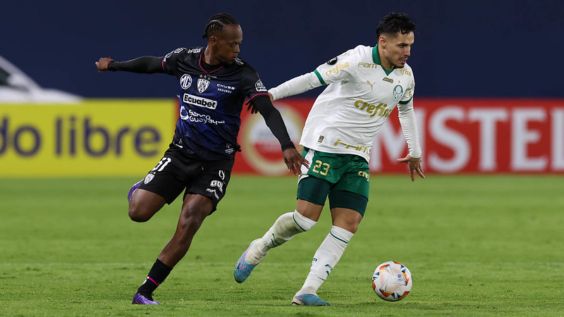 Raphael Veiga reconhece momento de dificuldade e parabeniza Luis Guilherme por gol.