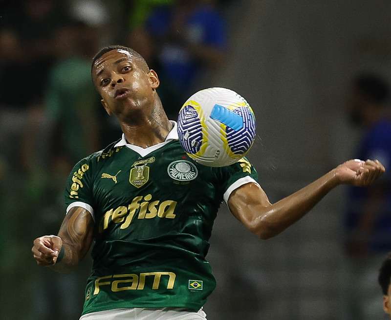 Caio Paulista - o jogador voltou a atuar pelo Palmeiras depois de ficar sete jogos fora. Começou no time titular como lateral esquerdo e fez partida segura, mas ficou devendo quando tinha alguma chance de desenvolver um lance no ataque