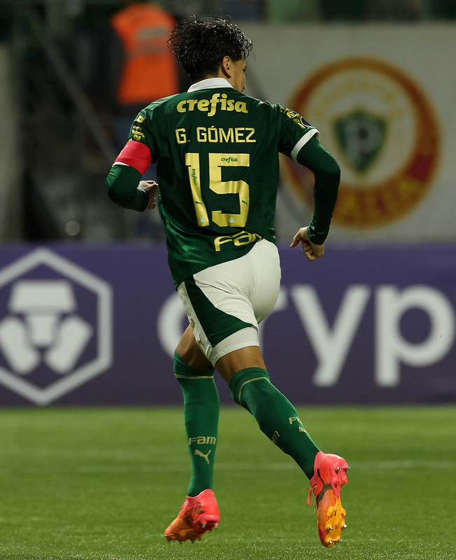 Gustavo Gómez - o zagueiro teve uma falha que custou o gol do Del Valle. Contudo, antes, marcou de pênalti o segundo gol do Palmeiras