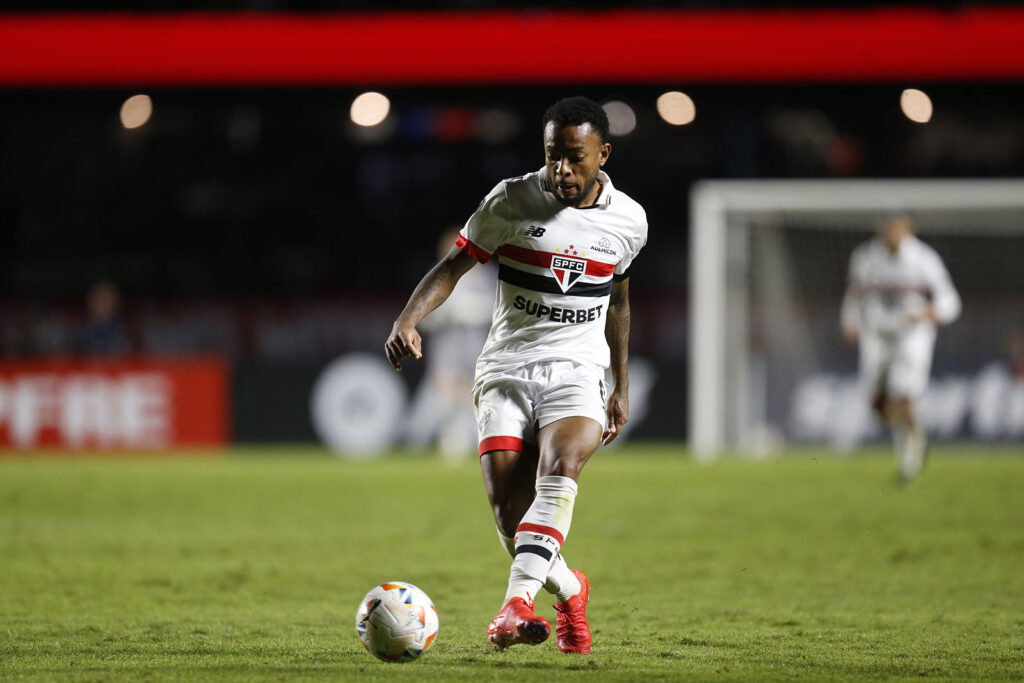 Welington (Foto: Rubens Chiri e Paulo Pinto/Saopaulofc.net)