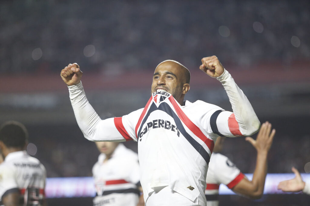 Lucas (Foto: Rubens Chiri e Paulo Pinto/Saopaulofc.net)
