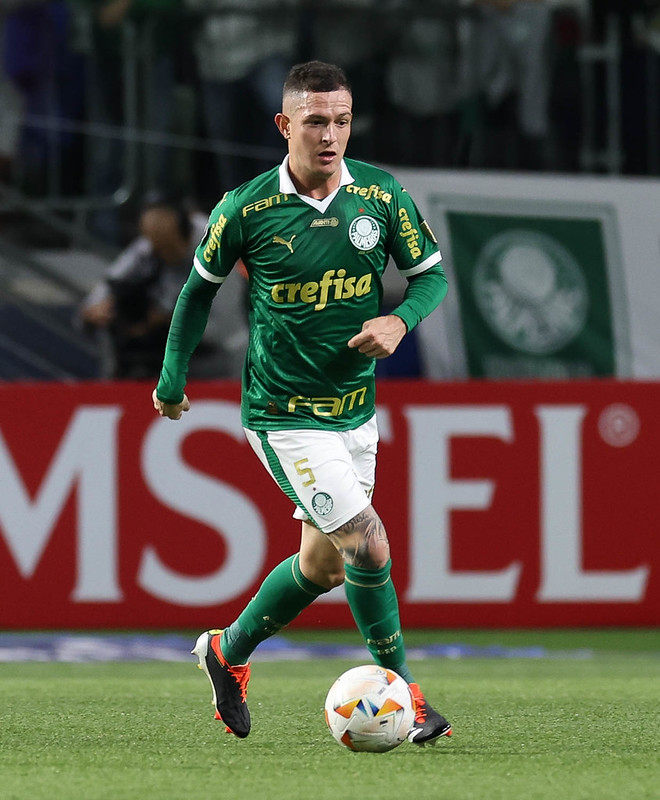 Aníbal Moreno - o argentino teve uma falha no primeiro tempo que deu grande chance para o San Lorenzo abrir o placar