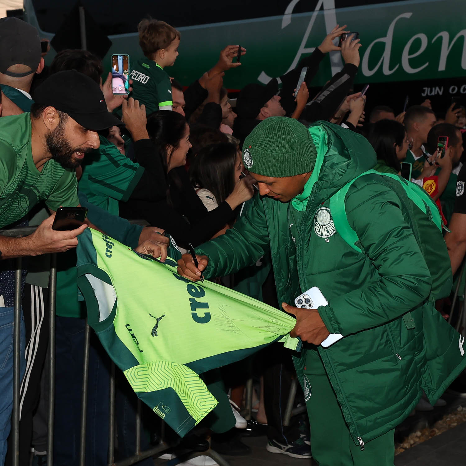 Chegada do Palmeiras em Criciúma: Galeria de Fotos do Time Alviverde.