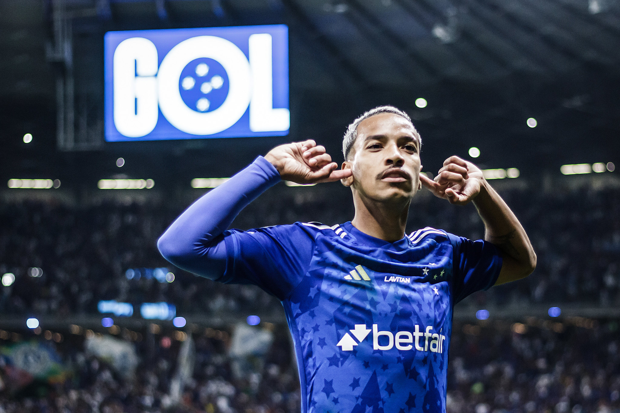 Cruzeiro divulga lista de relacionados sem Matheus Pereira para enfrentar Vasco.