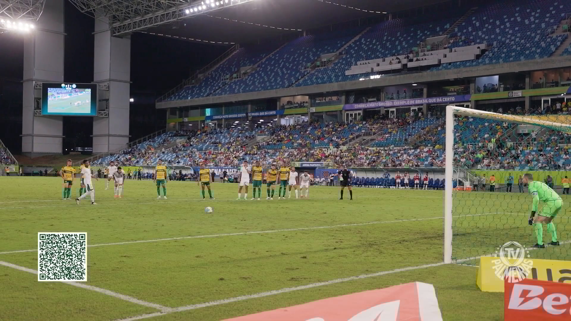 Estêvão Marca Golaço de Pênalti Após Bela Jogada Pelo Palmeiras: Confira!