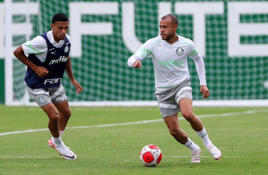 Treino do Palmeiras focado na preparação para o Choque-Rei contra o São Paulo