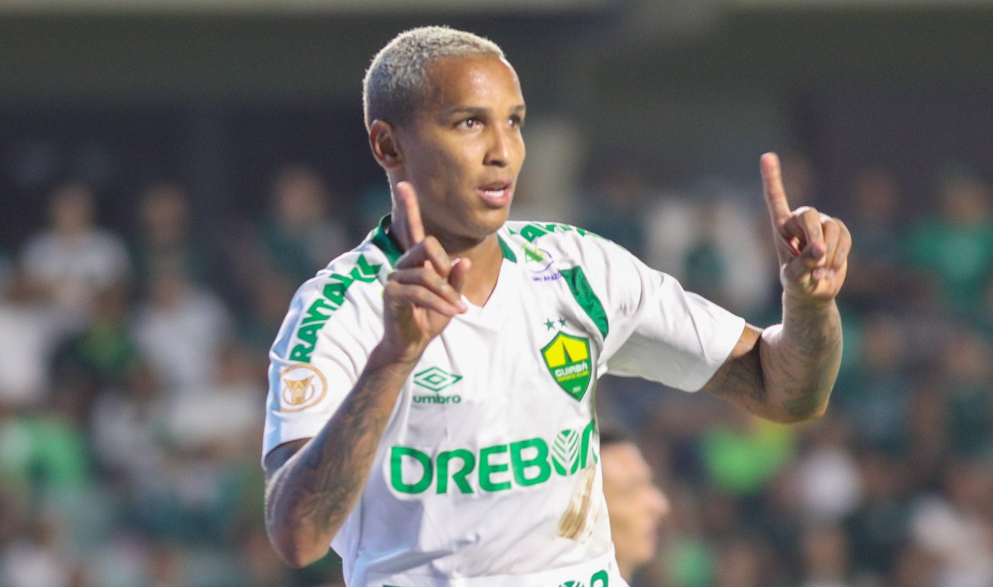 Deyverson sonha com Vasco e considera Corinthians: coração aberto para possibilidades