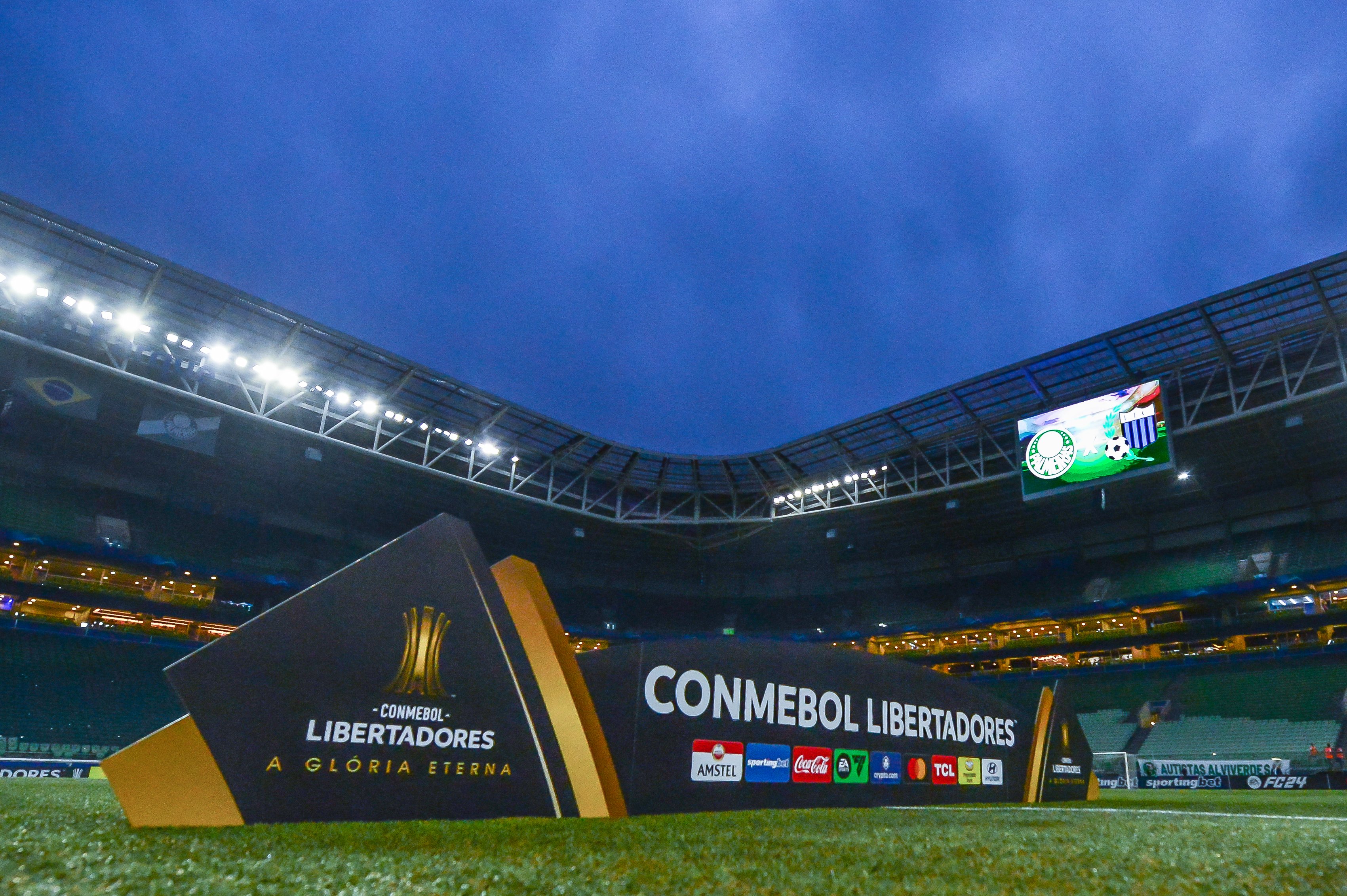 Palmeiras define titulares com Luis Guilherme e Estêvão para duelo contra Liverpool-URU.