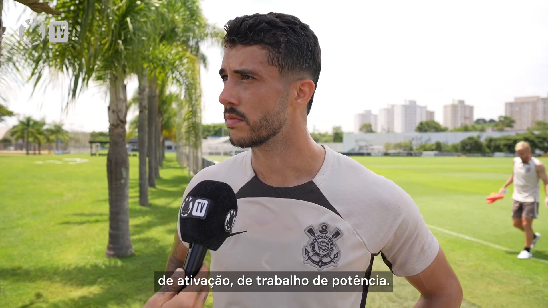 Semana intensiva de treinos no Corinthians com Gustavo Henrique e Fagner.