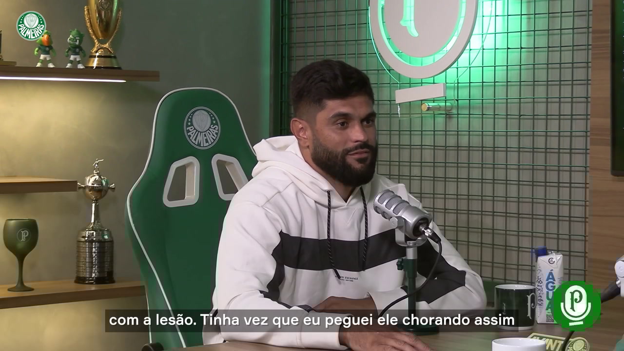 Valdivia lamenta lesões e chora durante período no Palmeiras