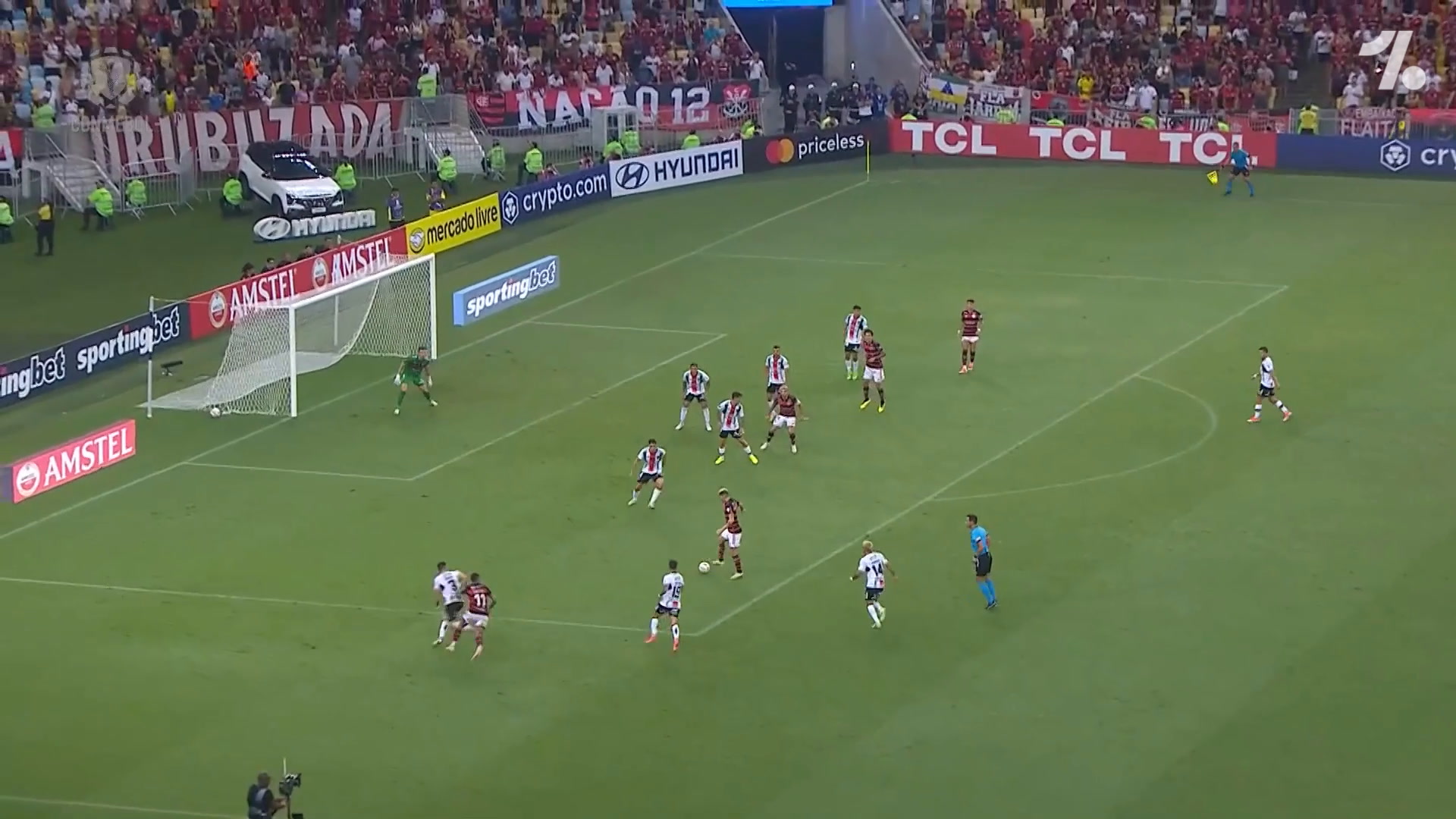 Gol do Atacante do Flamengo no Maracanã: Assista ao Lance!