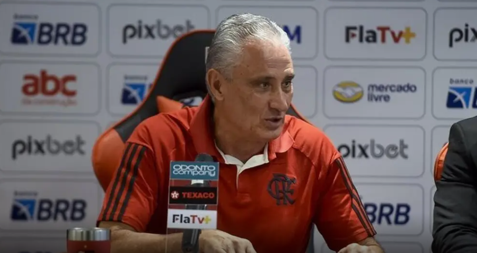 Tite revela cusparada recebida no Allianz e elogia Abel Ferreira na coletiva.