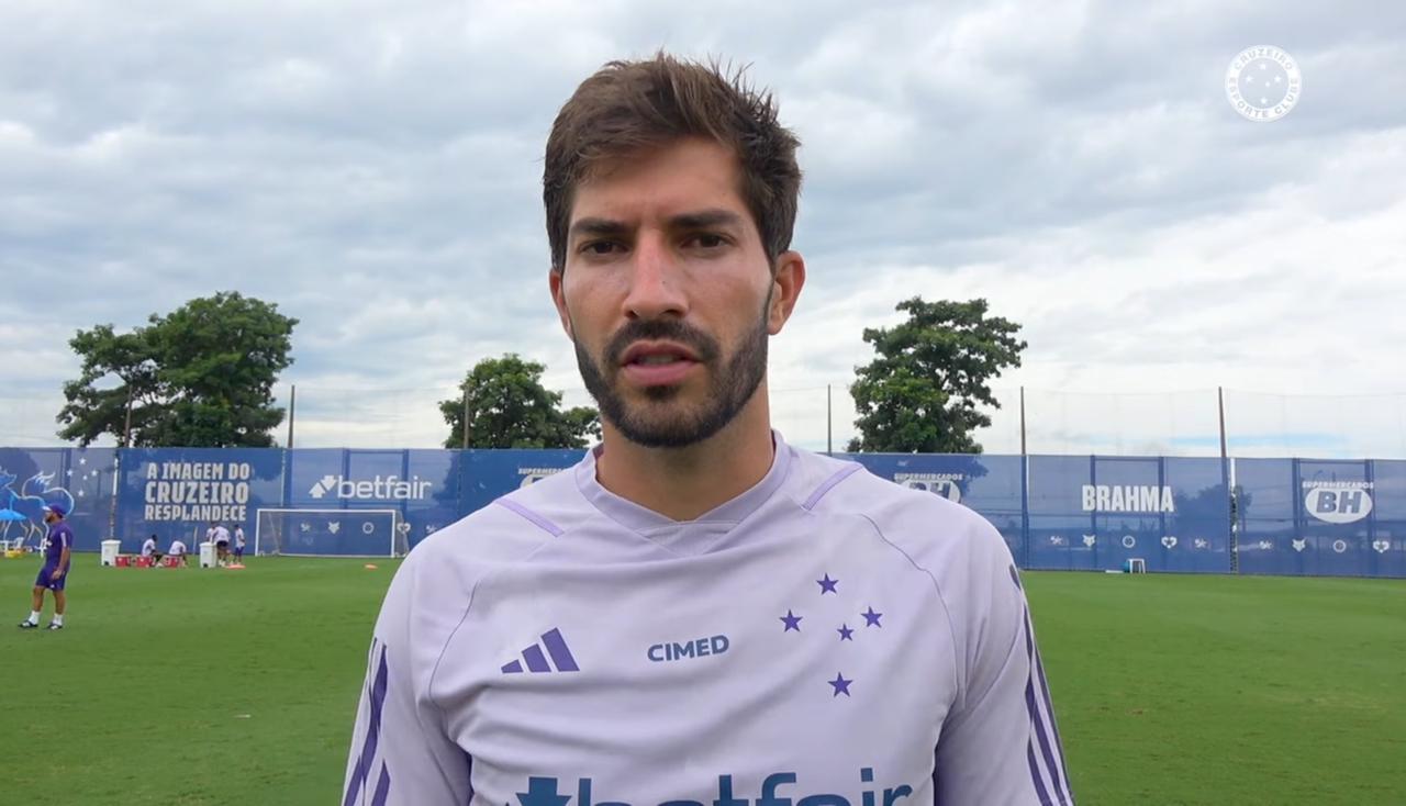 Lucas Silva expressa otimismo para o aguardado clássico entre Cruzeiro e Atlético-MG.