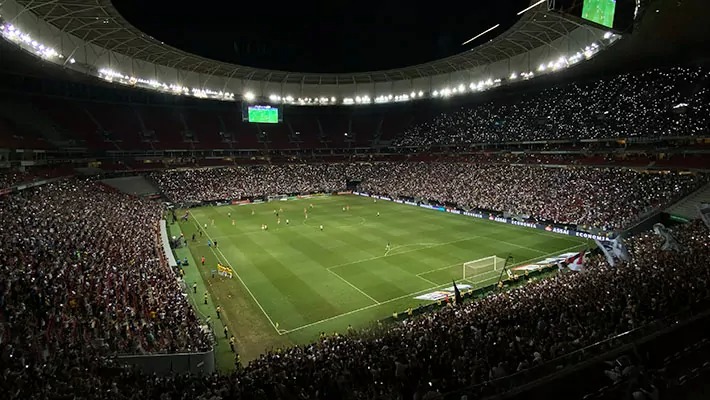 O São Paulo enfrenta a Inter de Limeira nesta quarta-feira, às 21h35 (de Brasília), no estádio Mané Garrincha, na capital federal, em duelo atrasado válido pela quinta rodada do Campeonato Paulista. (Foto: Arena BRB/Divulgação)