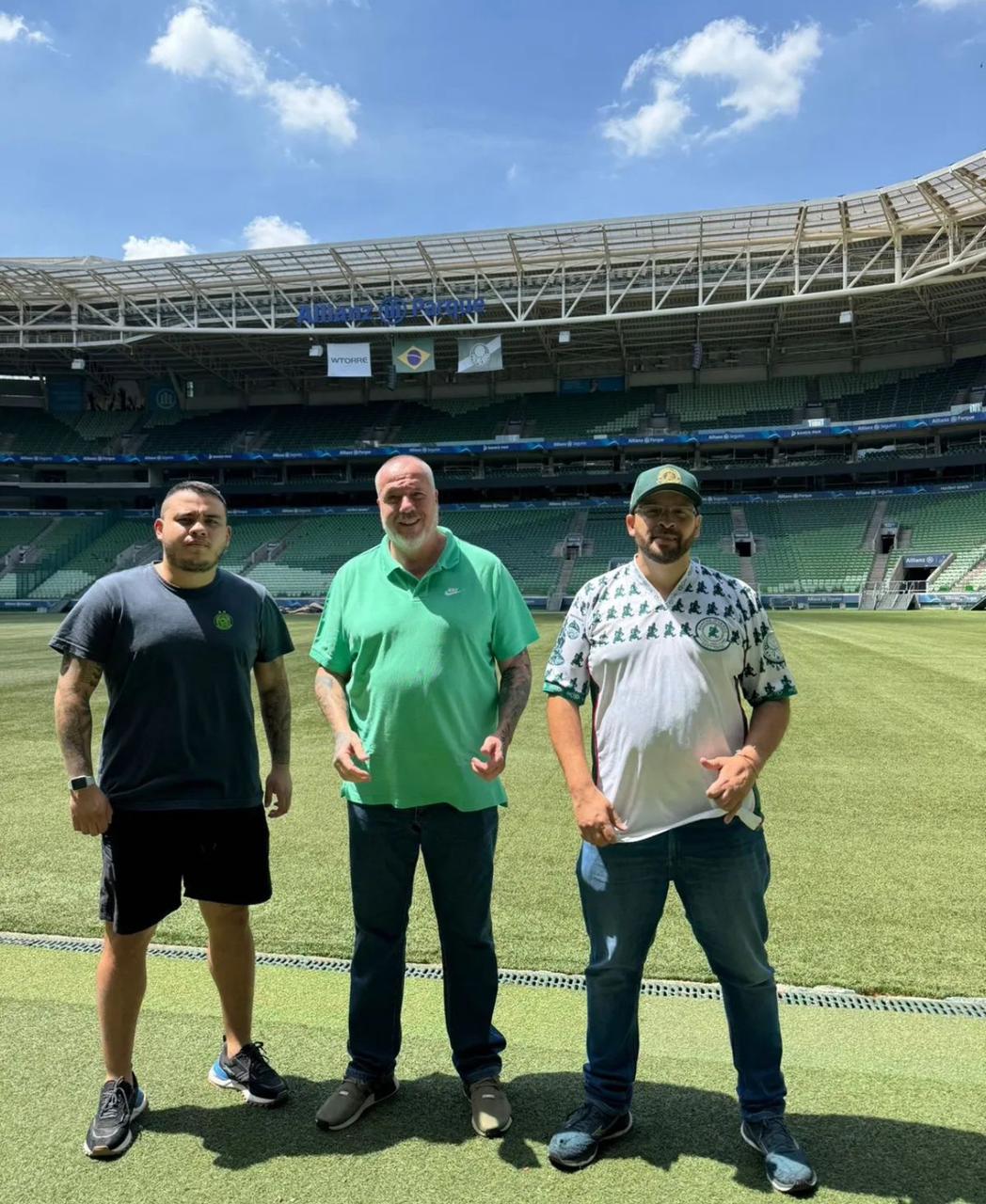 Reunião entre torcida organizada do Palmeiras e WTorre no Allianz Parque.