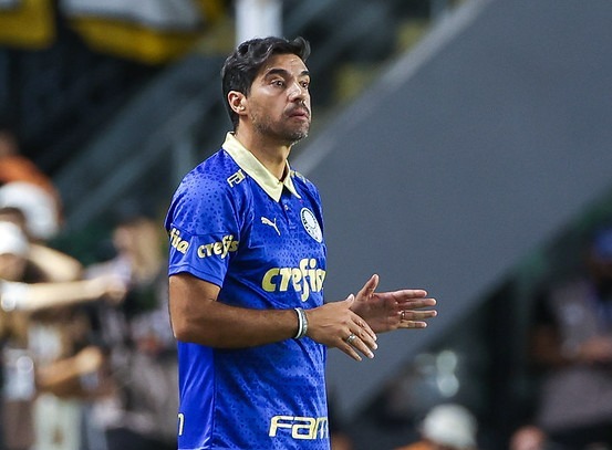 Palmeiras enfrenta desafios importantes com Libertadores e decisão do Paulista.