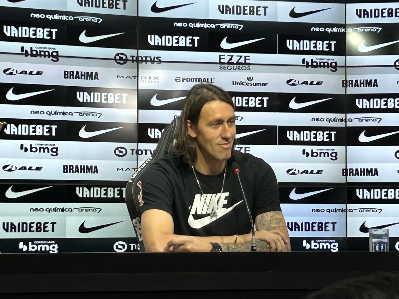 Fim de ciclo de Cássio no Corinthians: saída justificada por mudanças.