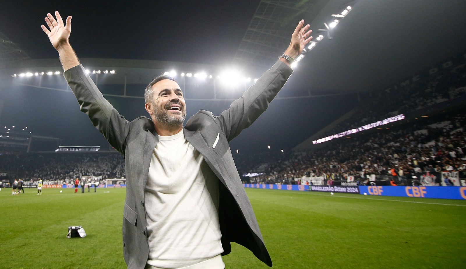 Vitória do Botafogo sobre o Corinthians é tida como justa por Artur Jorge.