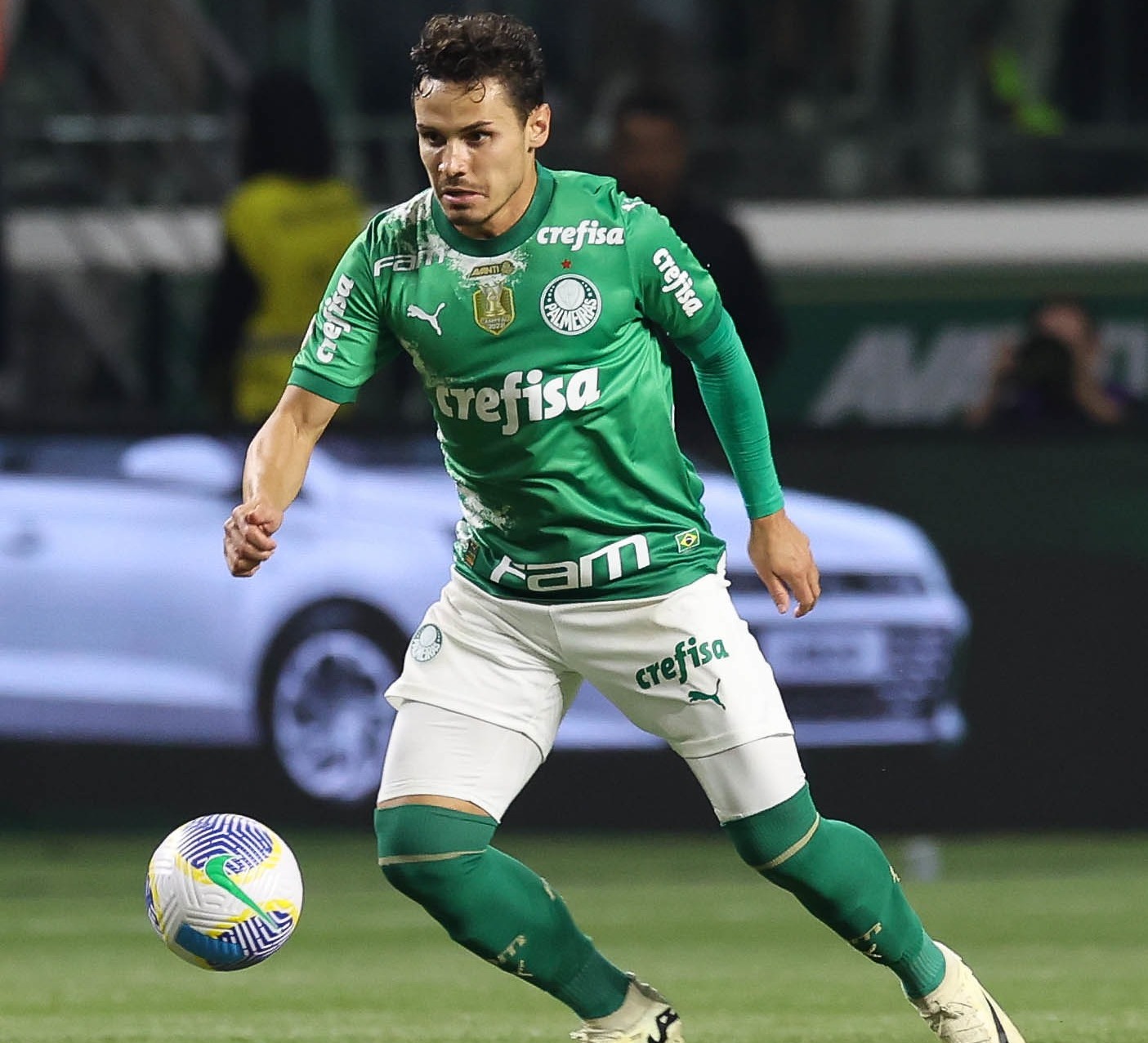 Veiga elogia desempenho do Palmeiras e fala sobre sua fase no clube