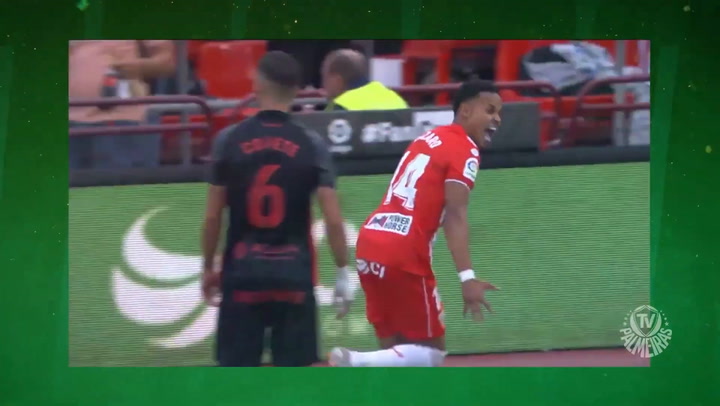 Lázaro se pronuncia como novo jogador do Palmeiras em vídeo institucional.