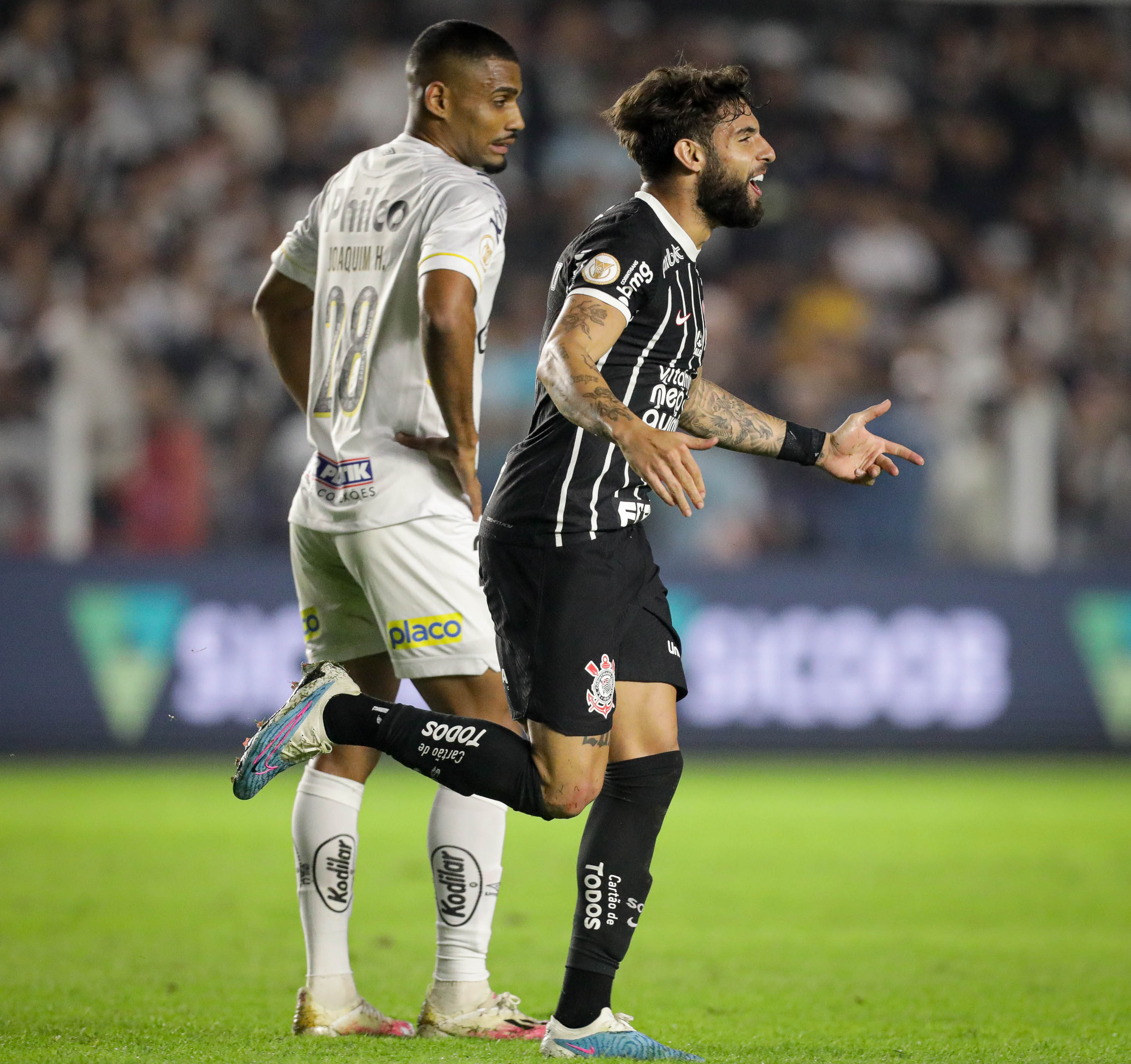 Desempenho incrível de Yuri Alberto contra Santos reforça Corinthians no clássico.