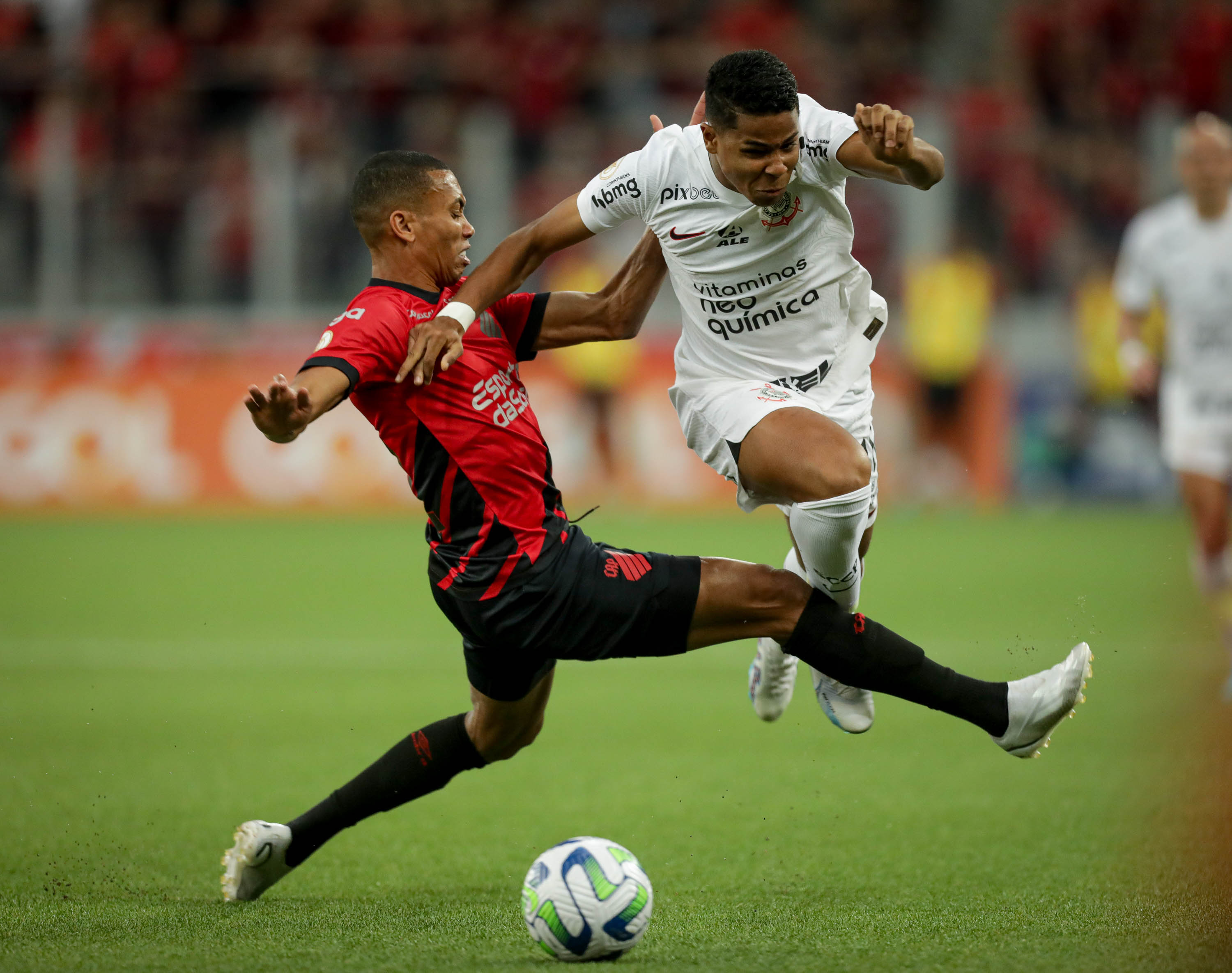 Jogo entre Athletico-PR e Corinthians pelo Campeonato Brasileiro: tudo sobre a partida.