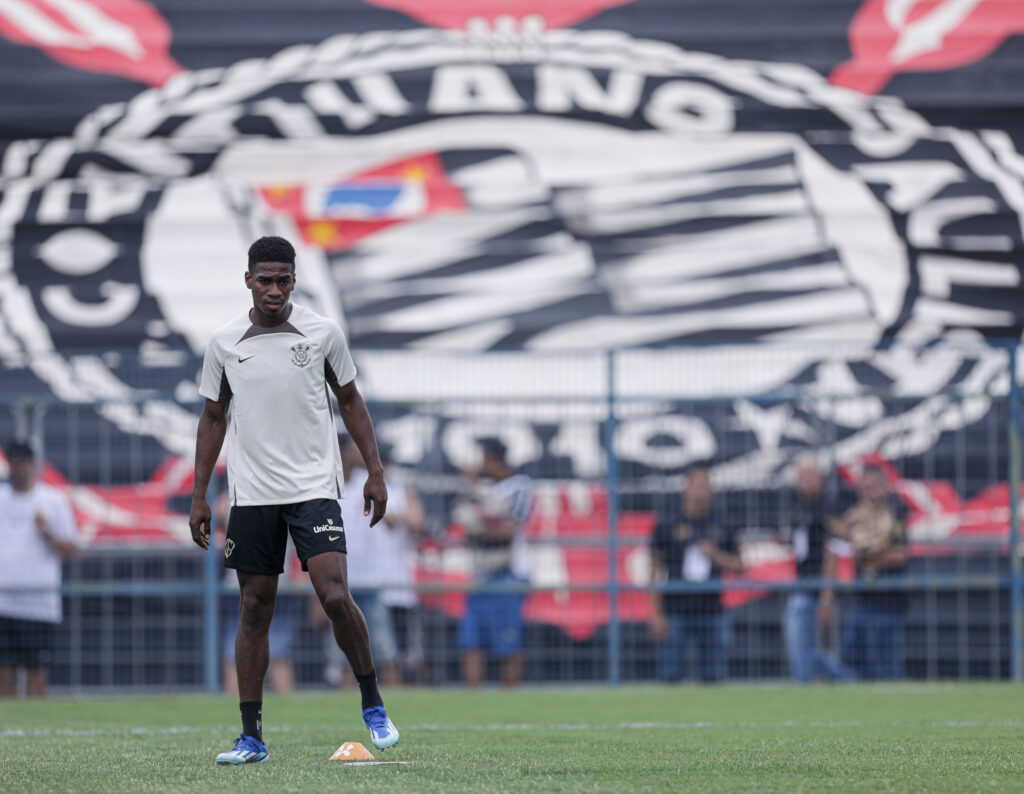 Corinthians é definido para estreia no Paulistão com Félix Torres entre os titulares; veja escalações