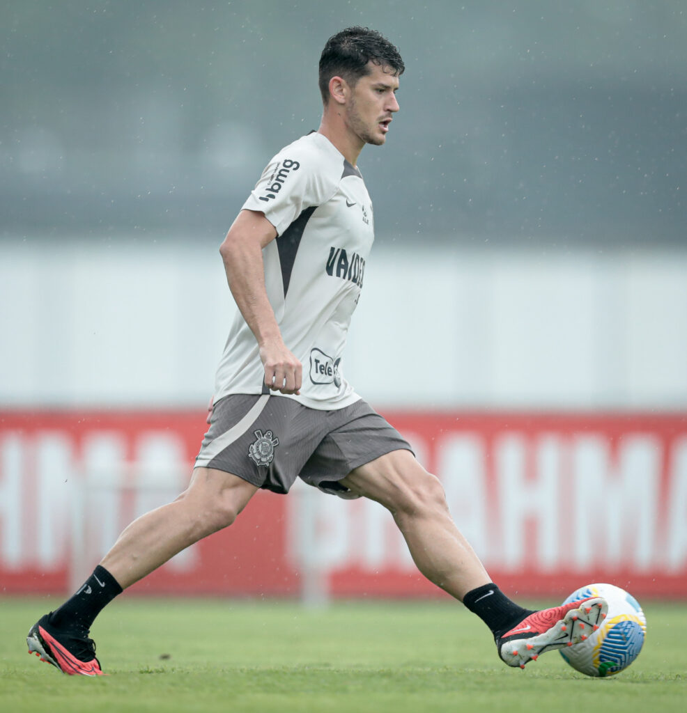 Hugo, o Inabalável: A Presença Constante do Jogador no Corinthians em 2022