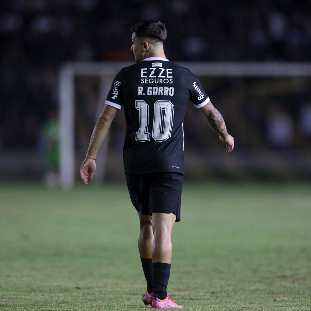 Timão e Racing estão na chave F do torneio, ao lado de Nacional-PAR e Argentinos Juniors. Os paraguaios e argentinos se enfrentam um pouco mais cedo, ás 19 horas