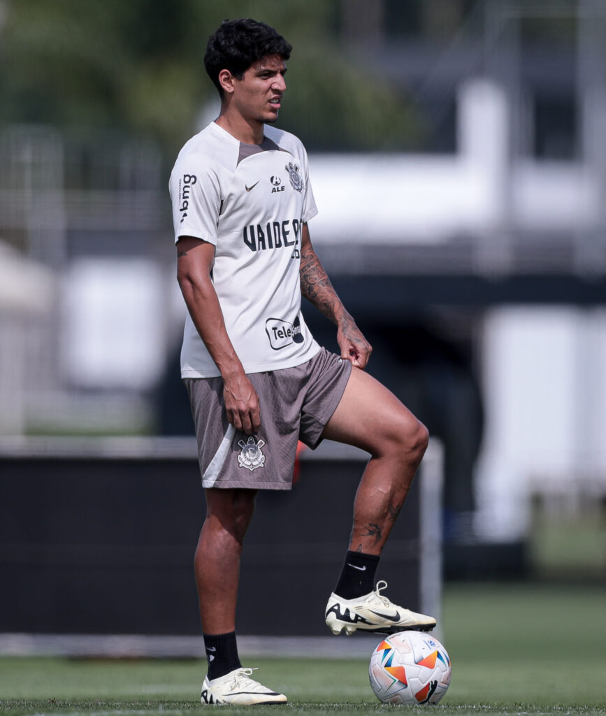 Caetano (Foto: Rodrigo Coca/Agência Corinthians)