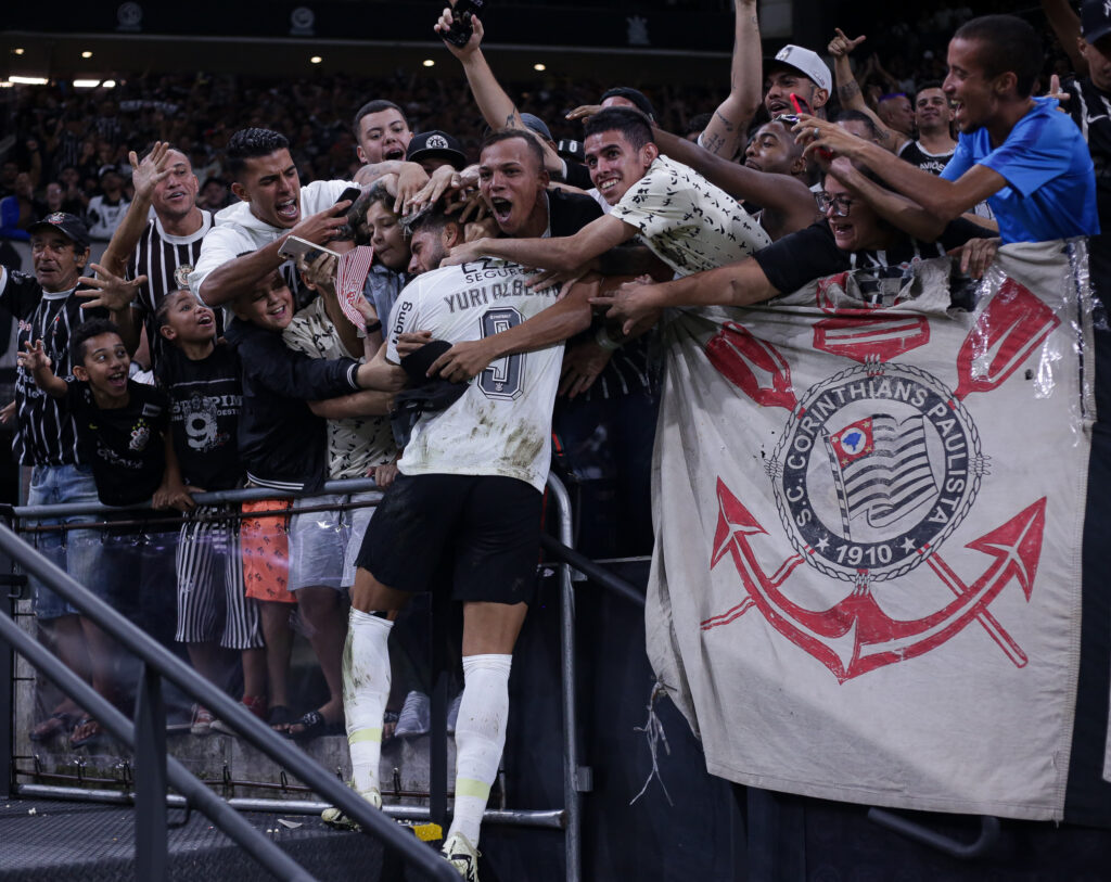 Comissão Técnica Busca Transformar Neo Química Arena em Fortaleza Corinthiana