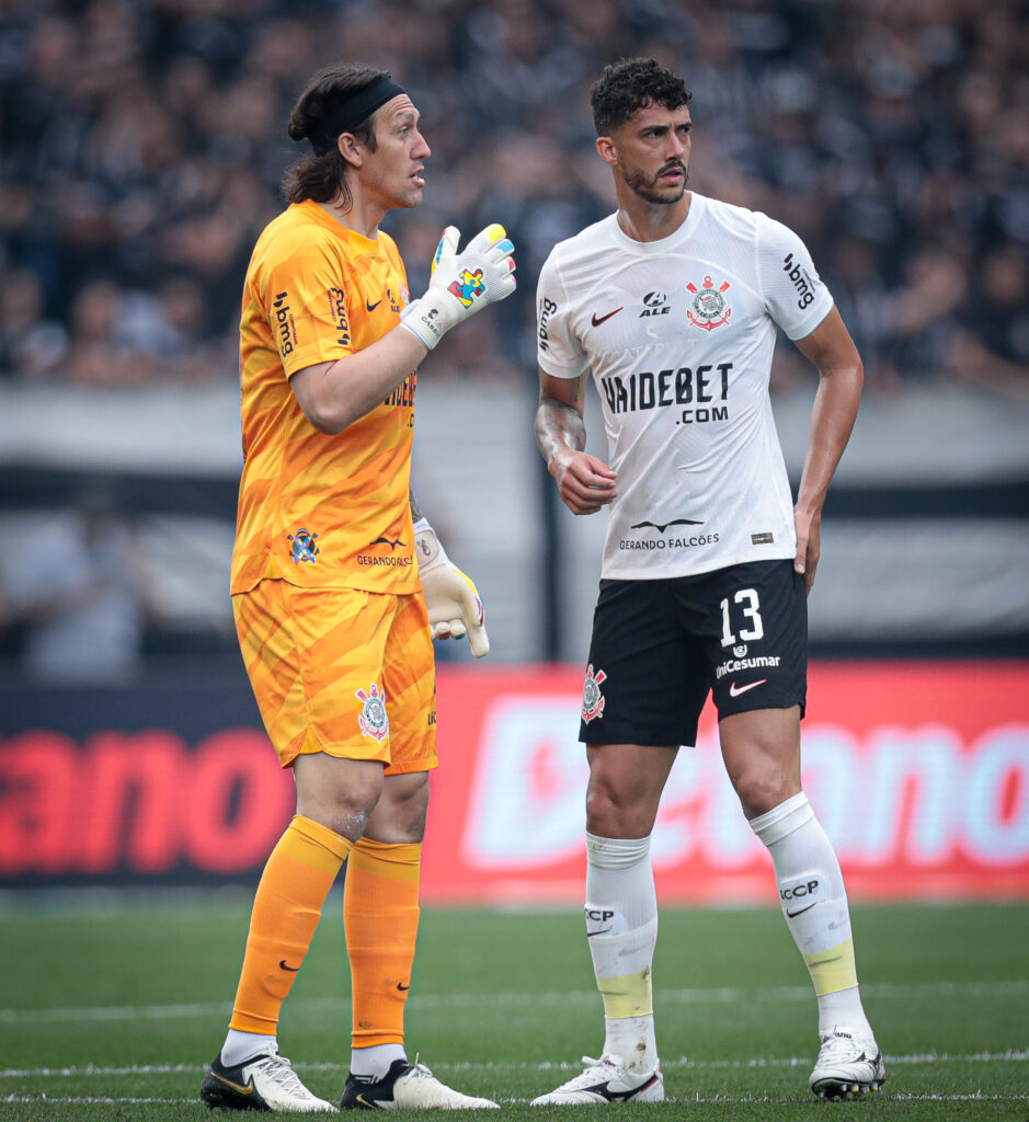 Um provável Corinthians tem: Cássio; Fagner, Félix Torres, Gustavo Henrique e Hugo; Raniele, Maycon (Fausto) e Rodrigo Garro; Wesley, Yuri Alberto e Romero.