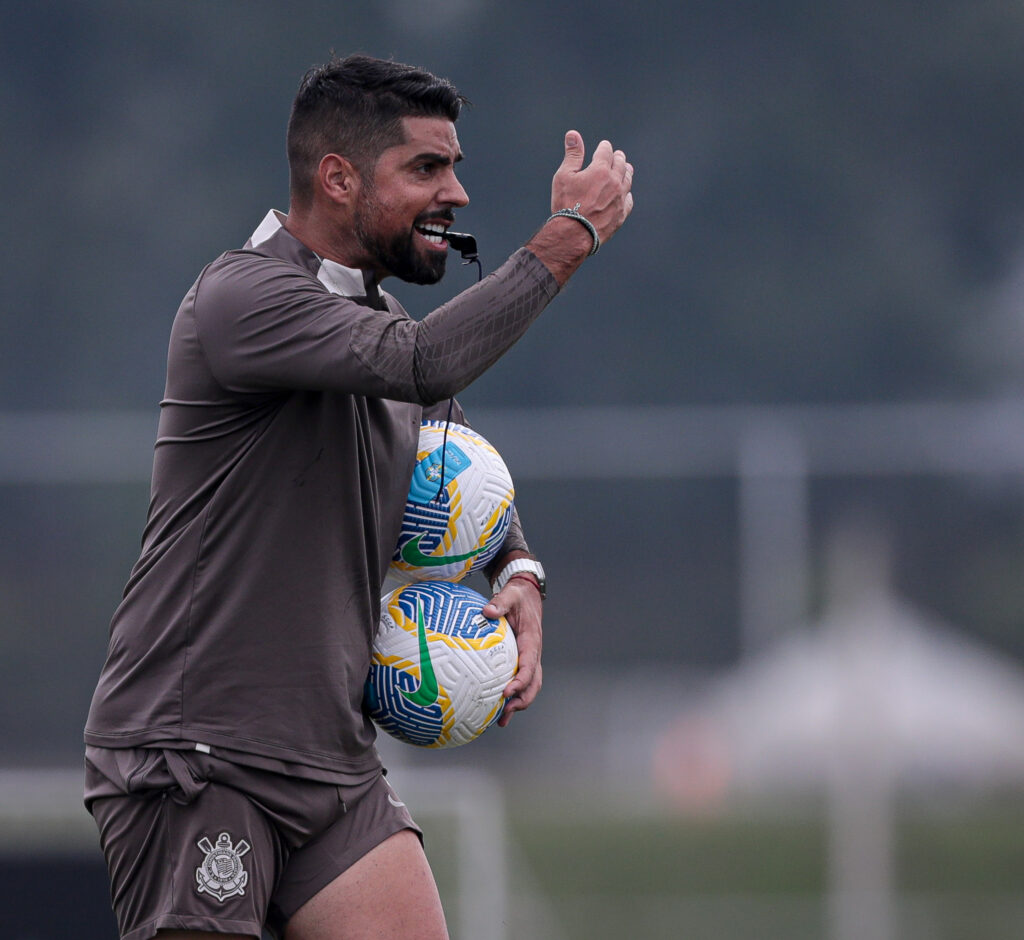 Reapresentação do Corinthians com Gustavo Henrique após derrota: veja os detalhes.