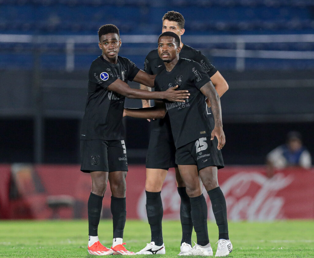 Jogo Flamengo x Corinthians: onde assistir à partida do Brasileirão.