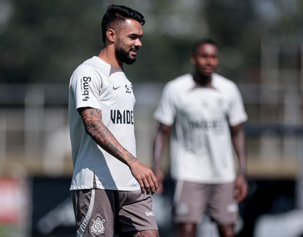 Novas lideranças do Corinthians são apontadas por Cássio em meio a renovação.