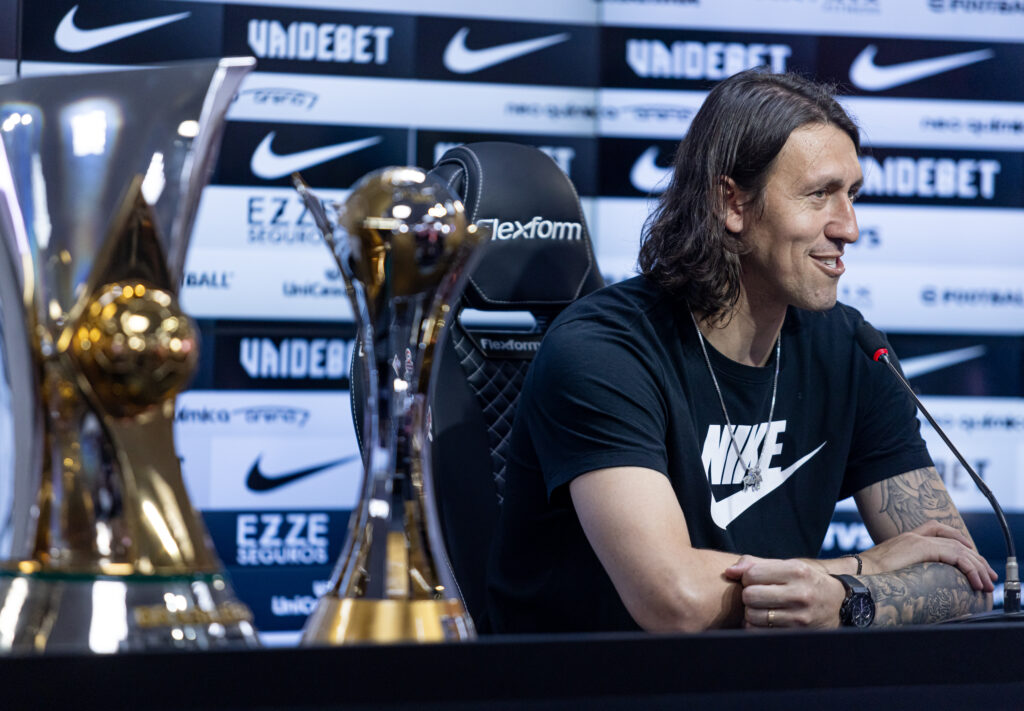 Cássio projeta novos desafios após saída do Corinthians e evita falar com Cruzeiro