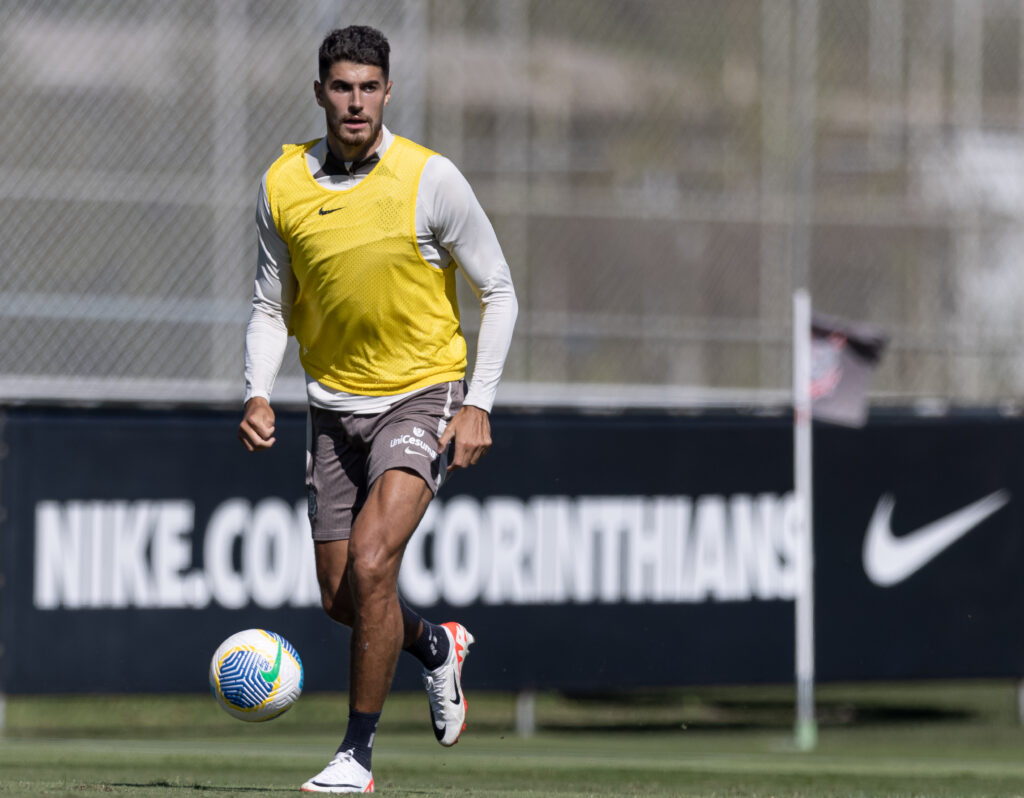 Reforço de R$ 20 milhões: Pedro Raul ganha status negociável no Corinthians