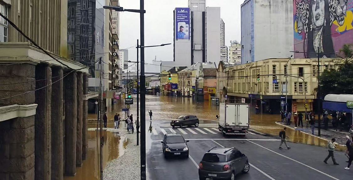 Segurança: doações para vítimas da chuva são suspensas pelo Grêmio.