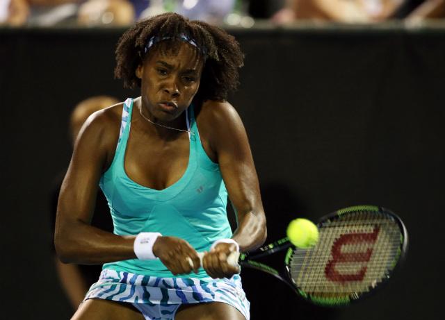 Já Venus Williams, bateu Lauren Davis para chegar à final em Auckland (Foto: Michael Bradley)