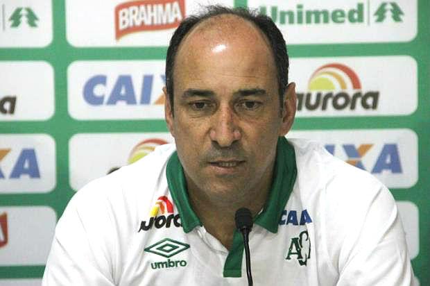 Vinícius Eutrópio terá oportunidade de comandar equipe em amistosos (Cleberson Silva/Chapecoense)