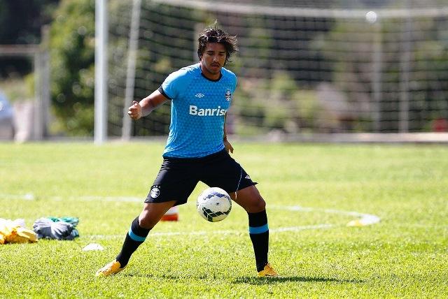 O atacante Marcelo Moreno, bicampeão brasileiro com o Cruzeiro, foi o destaque do treinamento desta terça-feira