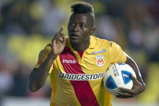 Em má fase no Morelia, Riascos marcou apenas um gol em 11 jogos disputados no último Campeonato Mexicano (foto: Victor-Straffon)