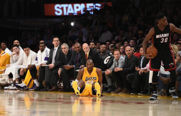 Com 36 anos de idade, Kobe Bryant pode ser poupado pelos Lakers no restante da NBA