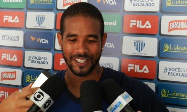 “Ninguém aqui tem cadeira cativa no time “, afirmou Eduardo Neto (Foto: André Palma Ribeiro)