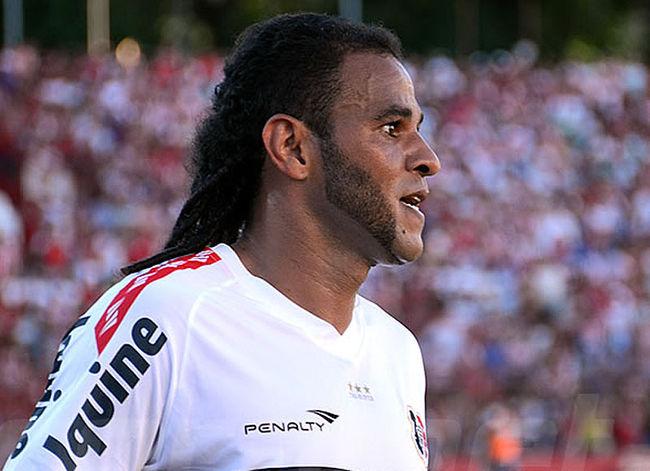 Segundo dirigente do Santa, empecilho para o acerto com DM9 é o grau de comprometimento do atleta em uma possível volta